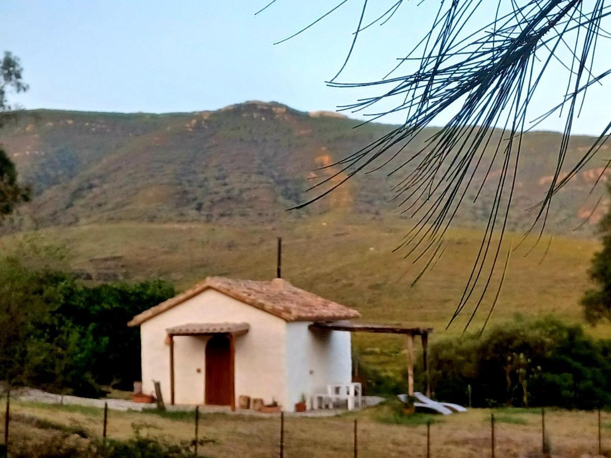 Complejo Rural Del Molino Dorado Villa Фасинас Екстериор снимка